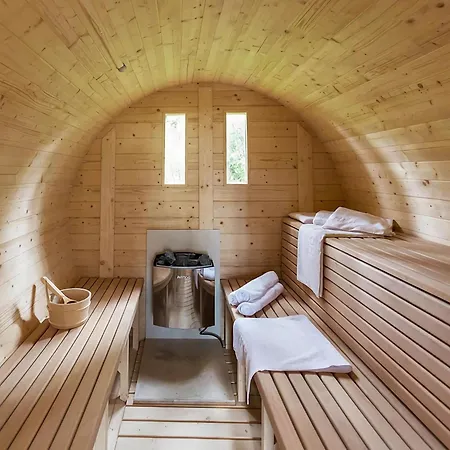 Air-conditioned Apartments, Pool, Sauna, Apartment